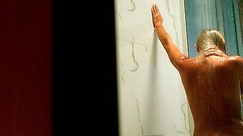Pic: Serinda Swan in Graceland