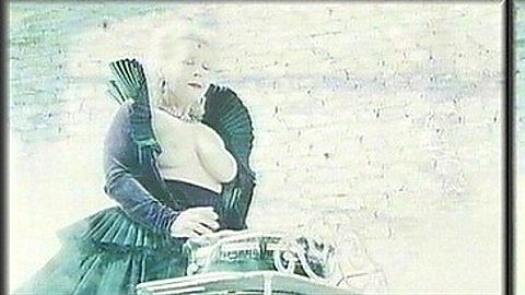 Pic: Kristina Walter in Sisi und der Kaiserkuß