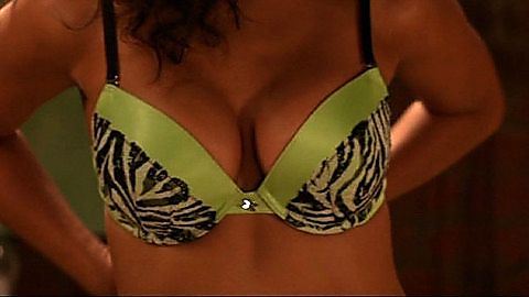 Pic: Christina Ferraro in Weeds (2005)