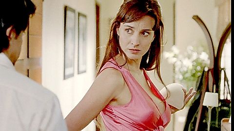Pic: Alejandra Barros in No eres tú, soy yo (2010)