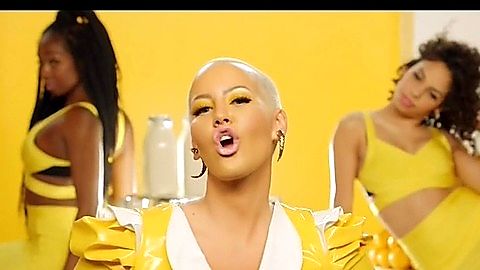 Pic: Amber Rose in Inside Amy Schumer (2013)