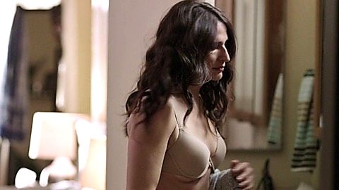 Pic: Michaela Watkins in Casual (2015)