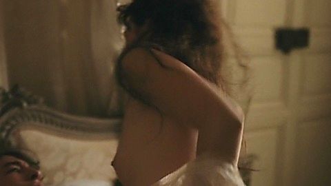 Pic: Mia Wasikowska in Madame Bovary (2014)