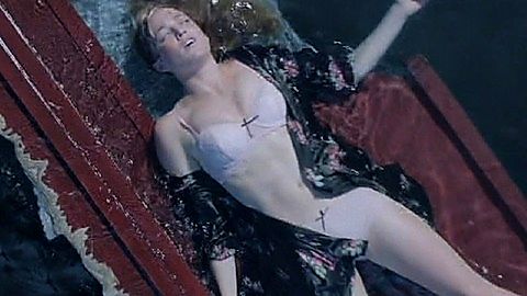Pic: Caity Lotz in Arrow (2012)