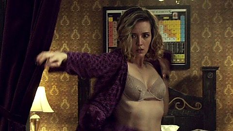 Pic: Evelyne Brochu in Orphan Black (2013)