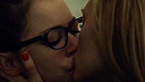 Pic: Evelyne Brochu in Orphan Black (2013)