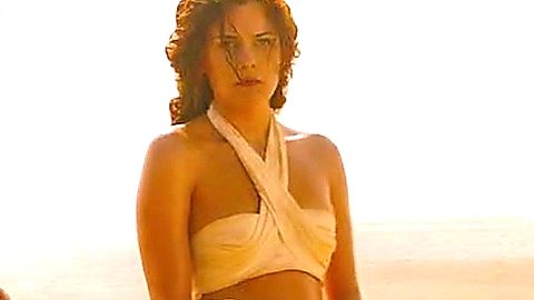 Pic: Riley Keough in Mad Max: Fury Road (2015)