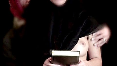 Pic: Manal Kara in Profane (2011)