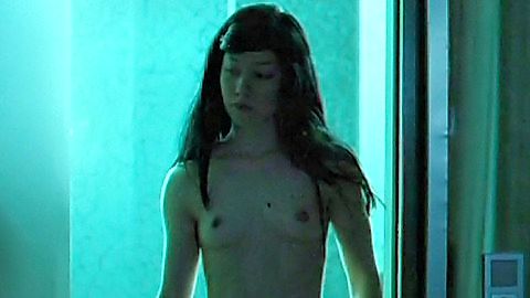 Pic: Nina Fog in Oshima (2010)