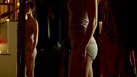 Pic: Anna Silk in Lost Girl (2010)