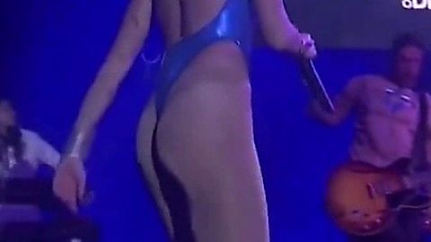 Pic: Miley Cyrus in James Franco's Bar Mitzvah (2015)