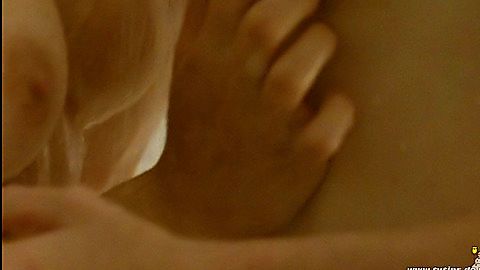 Pic: Lara Beckmann in Kirschrot (2007)
