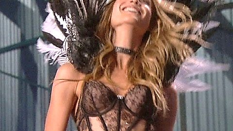 Pic: Behati Prinsloo in The Victoria's Secret Fashion Show 2014