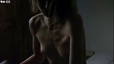 Pic: Marie-Eve Nadeau in Le reste du monde (2012)