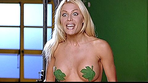 Pic: Giulia Montanarini in Natale in India (2003)