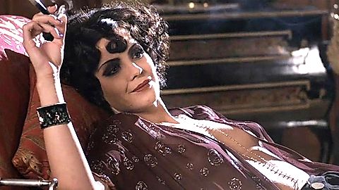 Pic: Maria Pletz in Hotel Adlon (2013)