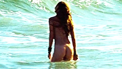 Pic: Lívia De Bueno in Paraísos Artificiais (2012)