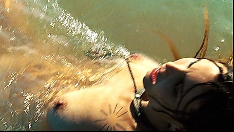 Pic: Lívia De Bueno in Paraísos Artificiais (2012)
