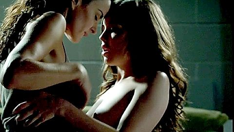 Pic: Kit Willesee in Femme Fatales (2011)