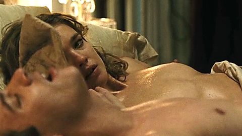 Pic: Natalia Vodianova in Belle du Seigneur (2012)