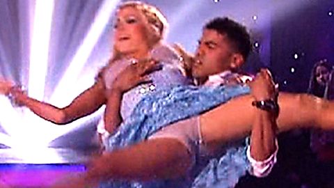 Pic: Lindsay Arnold in Dancing with the Stars (2005)