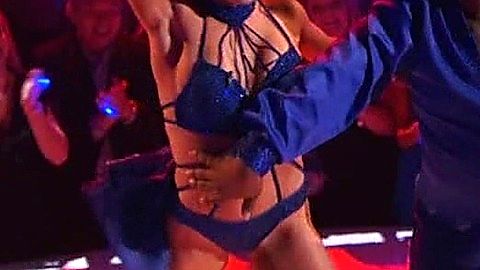 Pic: Lindsay Arnold in Dancing with the Stars (2005)