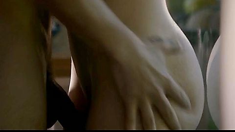 Pic: Leah Gibson in Rogue (2013)