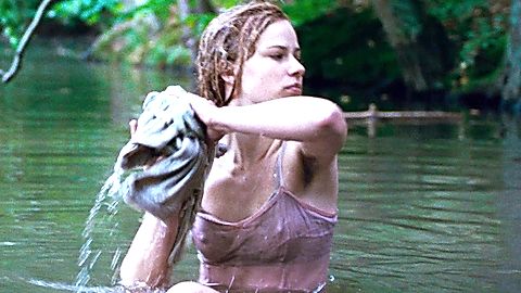 Pic: Saskia Rosendahl in Lore (2013)