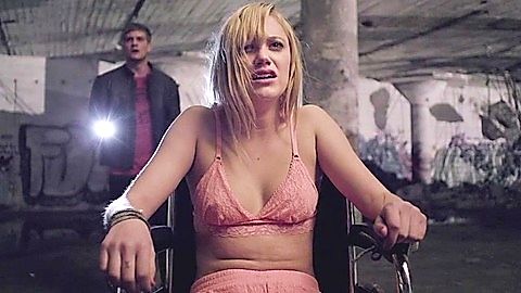 Pic: Maika Monroe in It Follows (2014)