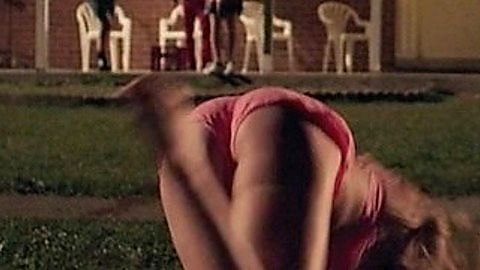 Pic: Maika Monroe in It Follows (2014)