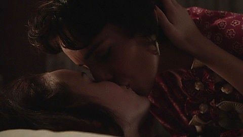 Pic: Rachel Brosnahan in Manhattan (2014)