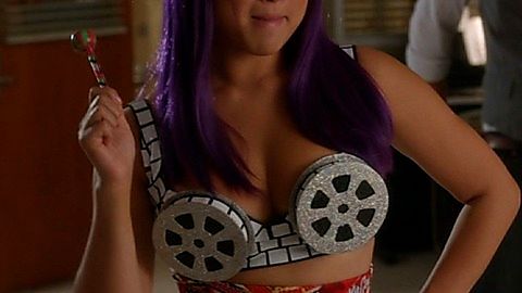Pic: Jenna Ushkowitz in Glee (2009)
