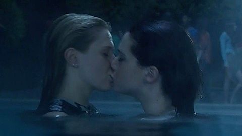 Pic: Rita Volk in Faking It