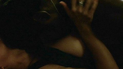 Pic: Isis Valverde in Brazilian Western (2013)