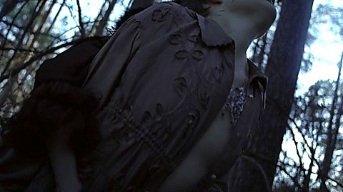 Pic: Elise Eberle in Salem (2014)