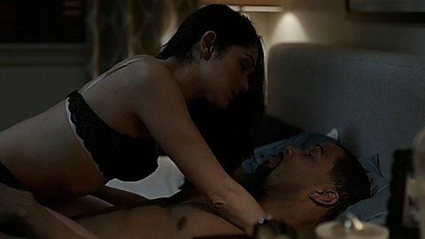 Pic: Lela Loren in Power (2014)