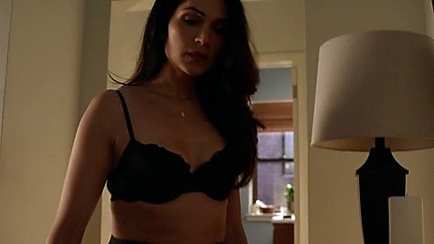 Pic: Lela Loren in Power (2014)