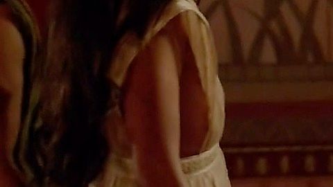 Pic: Sibylla Deen in Tut (2015)