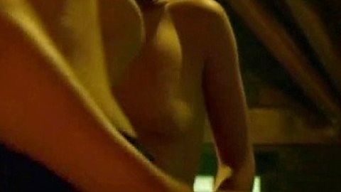 Pic: Jess Salgueiro in The Strain (2014)