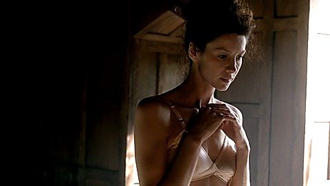 Pic: Caitriona Balfe in Outlander (2014)