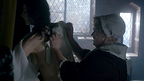 Pic: Caitriona Balfe in Outlander (2014)