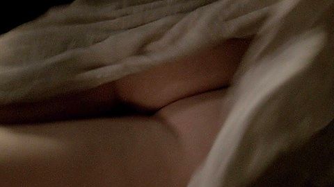 Pic: Caitriona Balfe in Outlander (2014)