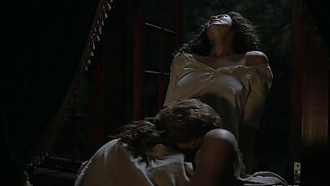 Pic: Caitriona Balfe in Outlander (2014)