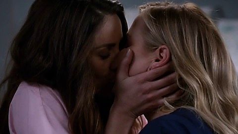 Pic: Jessica Capshaw in Grey's Anatomy (2005)
