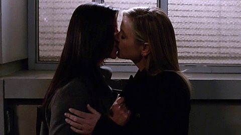 Pic: Jessica Capshaw in Grey's Anatomy (2005)