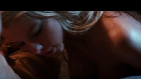 Pic: Lexi Atkins in The Boy Next Door (2015)