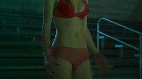 Pic: Carlson Young in Scream (2015)