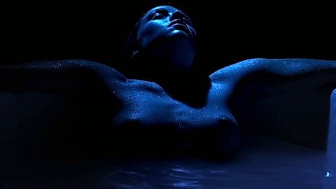 Pic: Lilly-Fleur Pointeaux in Horsehead (2014)