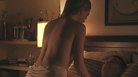 Pic: Willa Fitzgerald in Alpha House (2013)