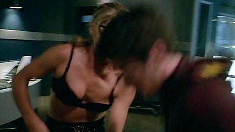 Pic: Emily Bett Rickards in The Flash (2014)